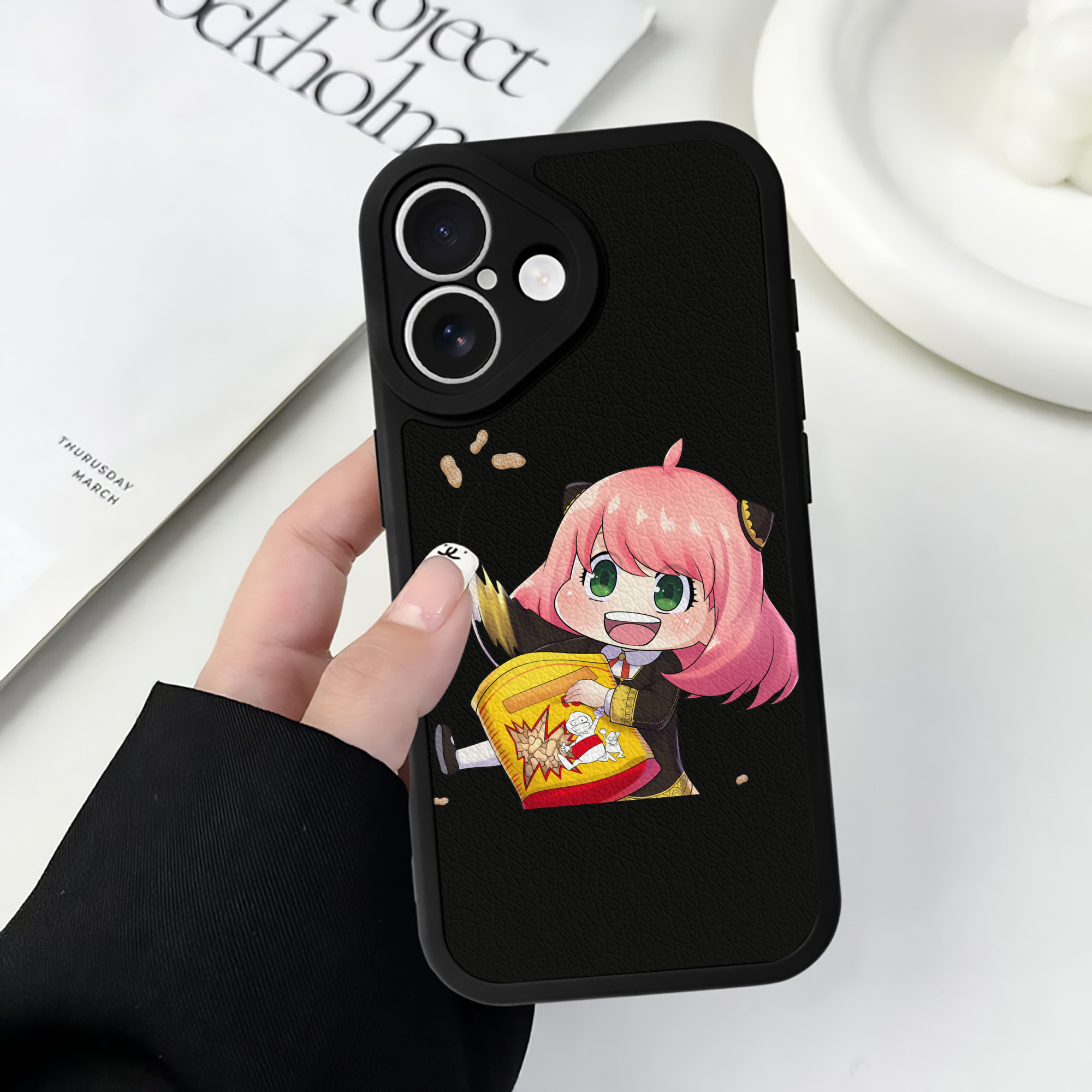 （画像用） SPY×FAMILY间谍家家酒 【iPhone 16シリーズ対応】シリコンスマホケース（レザー調） 材質：シリコン
